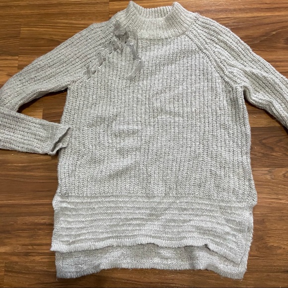 Lauren Conrad sweater XS - Picture 2 of 9